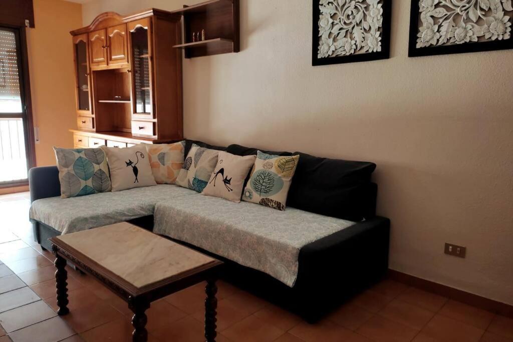 Apartamento Para 6 Personas En Barbastro Dış mekan fotoğraf